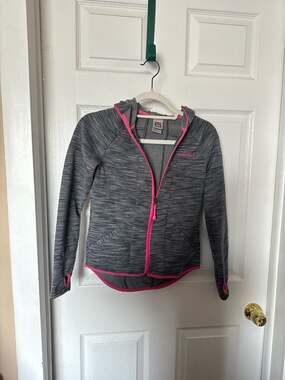 Avalanche Girls Heathered Gray Full Zip Performance Hoodie with Pink Trim M 10/1